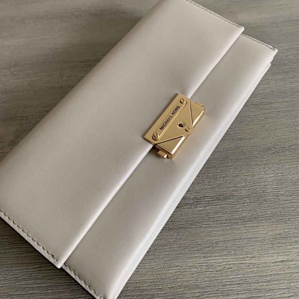 MK Cece wallet
